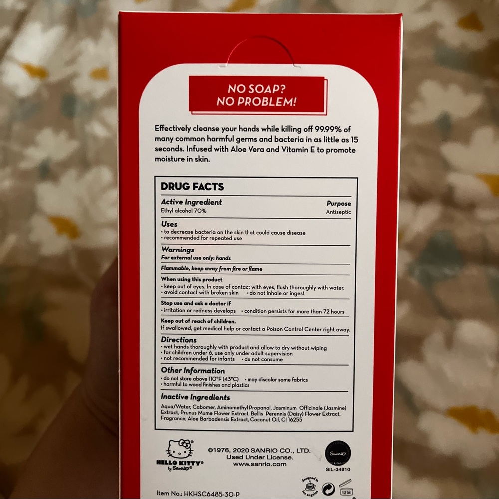 Hello Kitty Red No-Soap Hand Cleanser